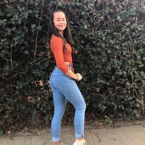 Meet your Posher, Chchristine